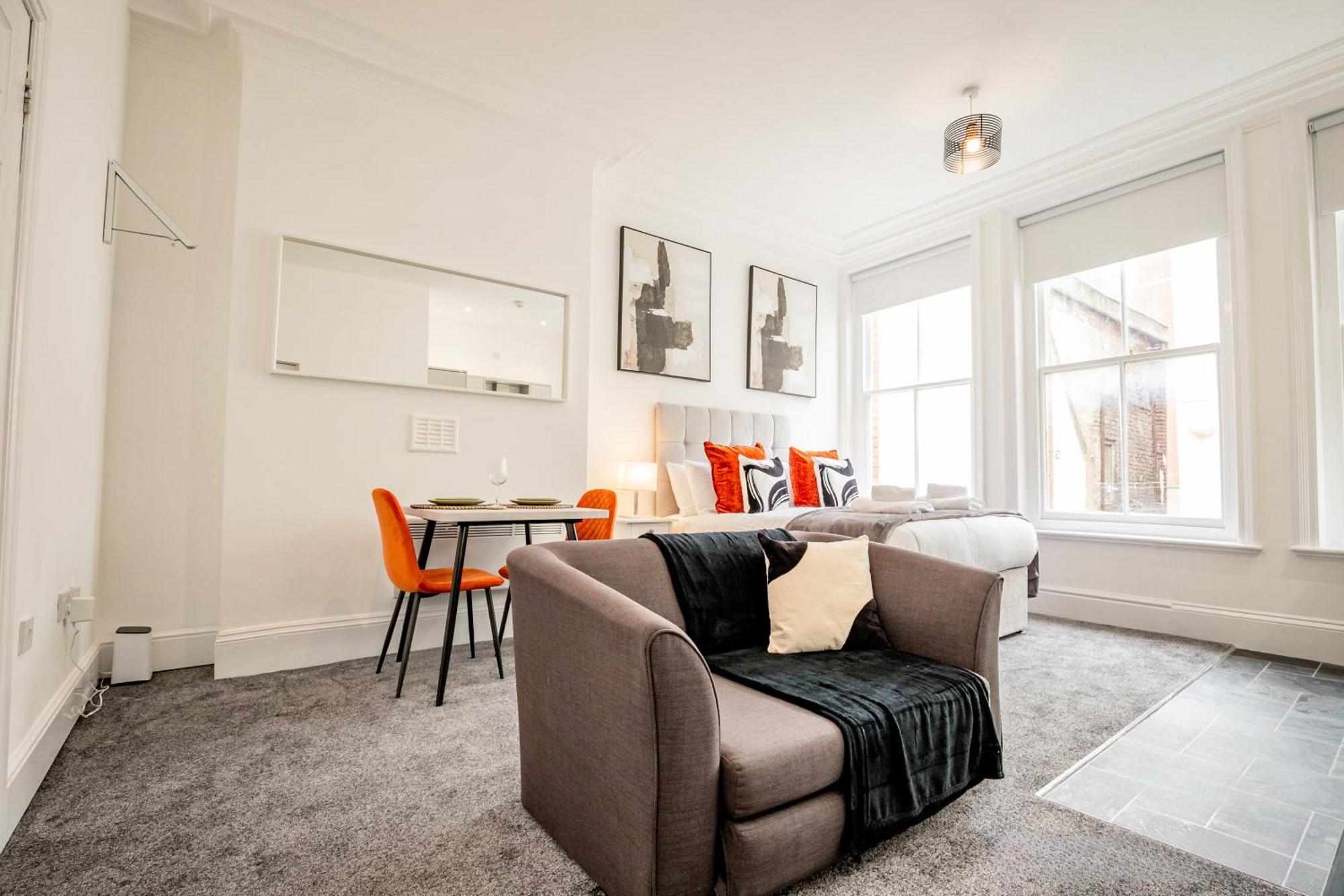 Guest Homes - The Station Studio Вустер Экстерьер фото